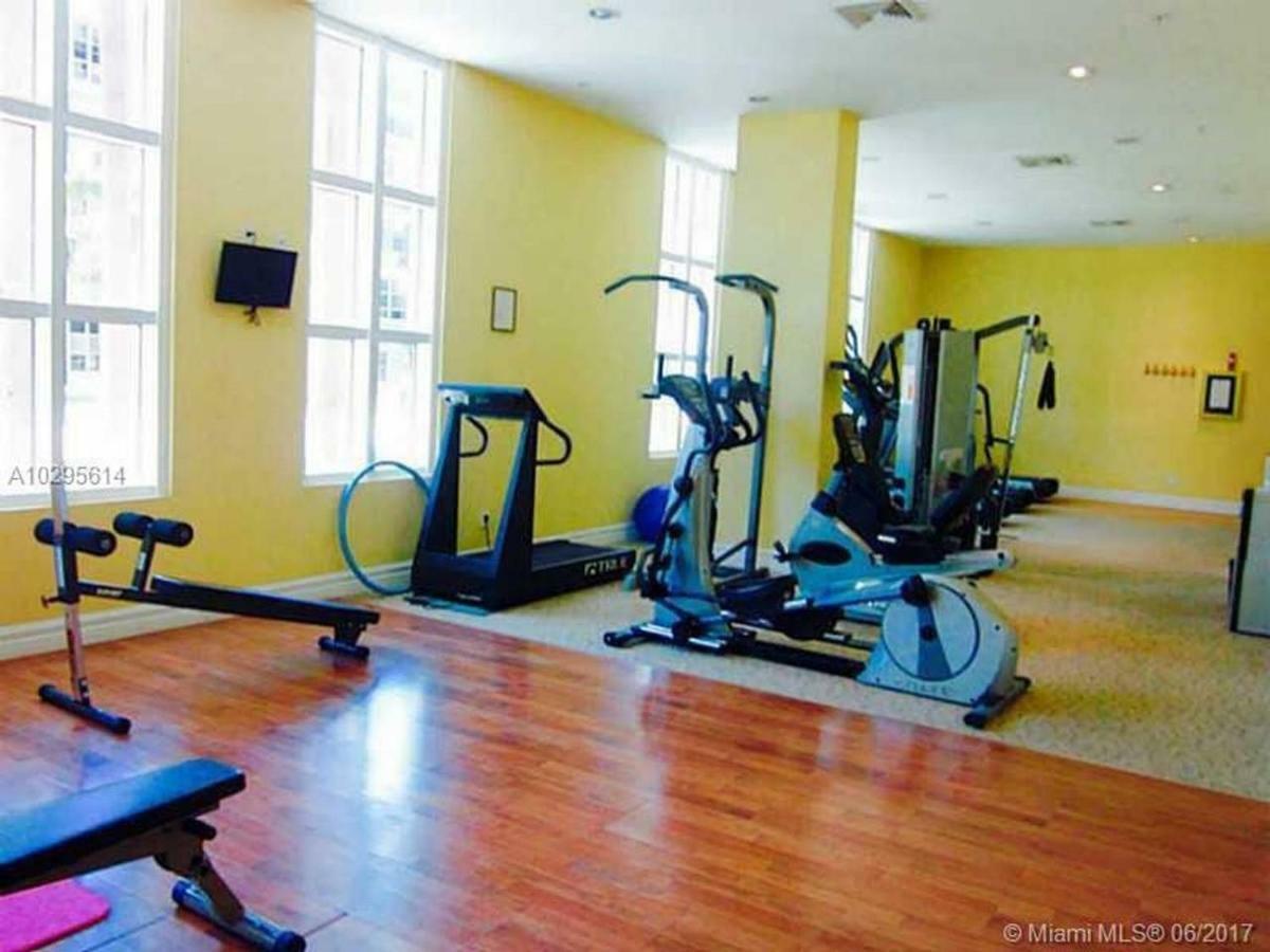 Stylish Modern 2Bd/2Bth Apt. Min To Beach Miami Beach Exteriér fotografie