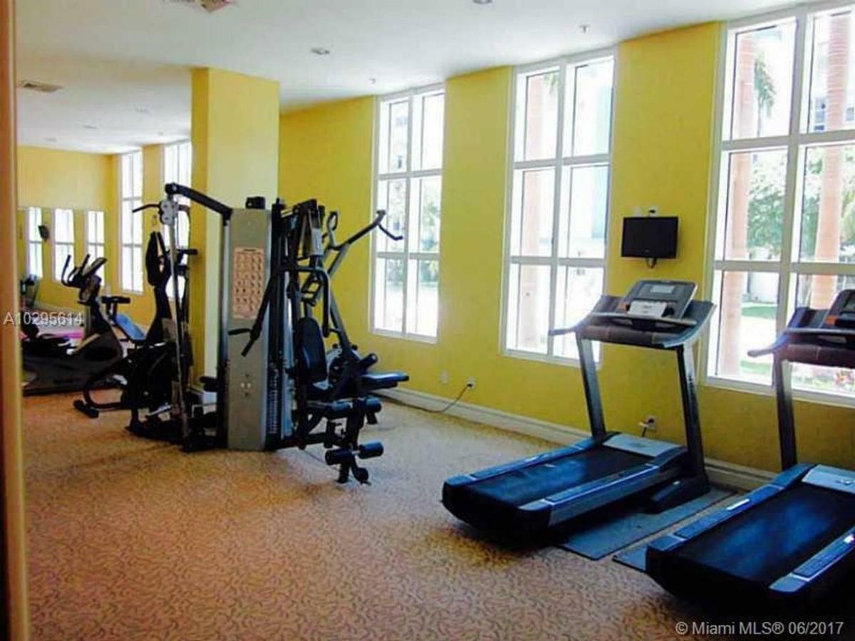 Stylish Modern 2Bd/2Bth Apt. Min To Beach Miami Beach Exteriér fotografie