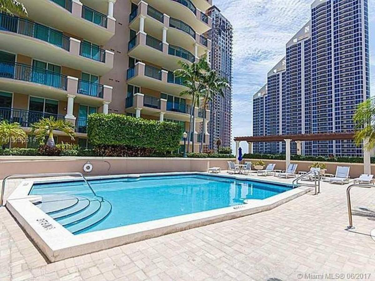 Stylish Modern 2Bd/2Bth Apt. Min To Beach Miami Beach Exteriér fotografie